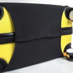 accessoire de voyage marron