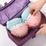 accessoire de voyage pratique sous-vêtements violet