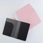 design minimaliste protège passeport carte du monde