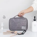organisateur de toilette suspendu