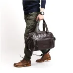 sac de voyage en cuir rétro