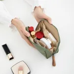 trousse de maquillage pratique pour femme
