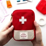 trousse de secours compacte First Aid