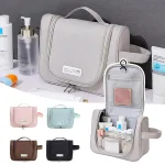 trousse de toilette à suspendre