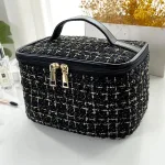 trousse de toilette en simili cuir