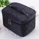 trousse de toilette femme style matelassé