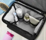 trousse de toilette pour voyage