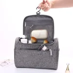 trousse de toilette tendance suspendue