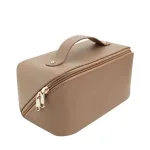 trousse de voyage femme avec initiales