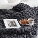 Plaid A Grosse Maille