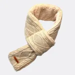 accessoire mode écharpe tricotée chaude