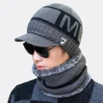accessoires de mode écharpe et bonnet chauffants