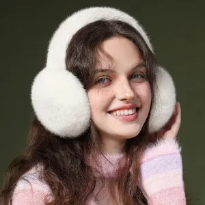cache oreille en fourrure blanc
