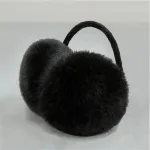 cache oreille en fourrure noire