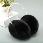 cache oreille en fourrure pour les froids réels