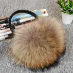 cache oreille en fourrure synthétique