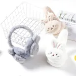 cache oreille mignon