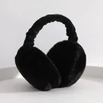 cache oreille noir