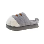 chaussons à la maison griffes de chat