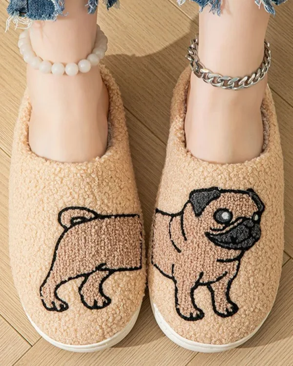 chaussons animaux chien carlin