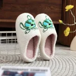 chaussons brodés tortue pour femme