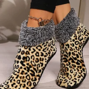 chaussons chaussettes léopard polaire