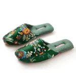 chaussons de chambre en soie