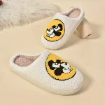 chaussons décorés personnage dessin animé 1928