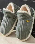 chaussons dorés pour femme