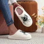 chaussons doux chat