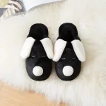 chaussons doux chien noir et blanc