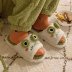 chaussons doux grenouilles