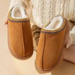 chaussons élégants finition luxe