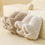 chaussons en fausse fourrure