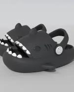chaussons en forme de requin