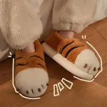 chaussons en forme de tigre