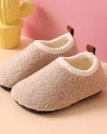 chaussons en peluche pour enfant