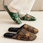 chaussons en soie style asiatique