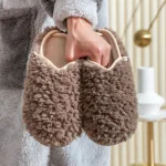 chaussons enveloppants pour l'hiver