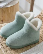 chaussons féminins nuageux