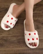 chaussons femme cœurs en fourrure doux