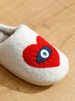 chaussons femme décorés œil porte-bonheur