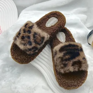 chaussons femme léopard fourrure confort