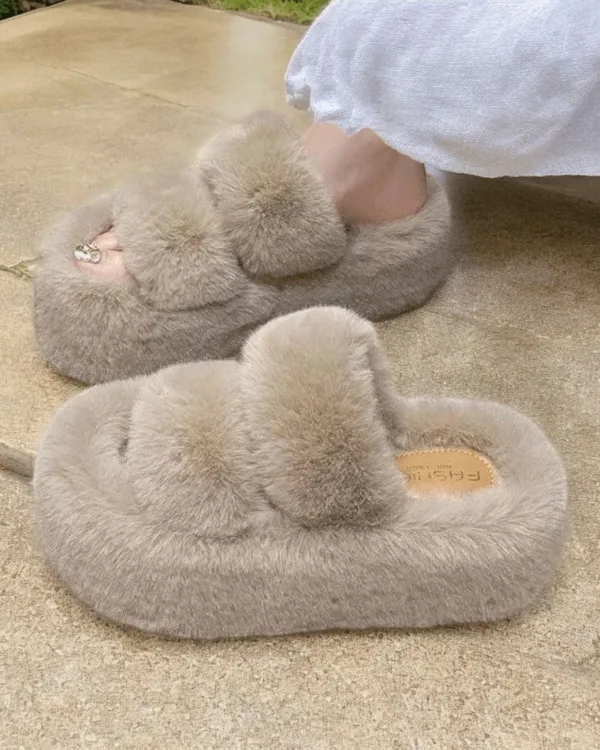 chaussons femme sandale fluffy plateforme