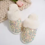 chaussons fourrure avec embellissements strass