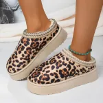 chaussons léopard doux et confortables