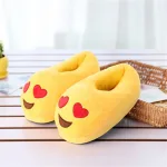 chaussons moelleux emojis