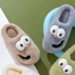 chaussons rigolos pour homme avec gros yeux