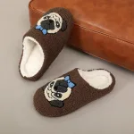 chaussures d'intérieur motif carlin