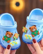 chaussures enfant style crocs